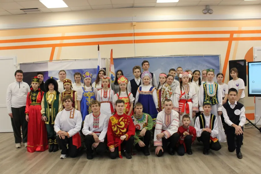 "В единстве народов - сила России"