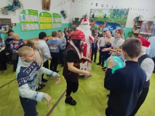 Новый год для детей - это пора сказок и чудес.