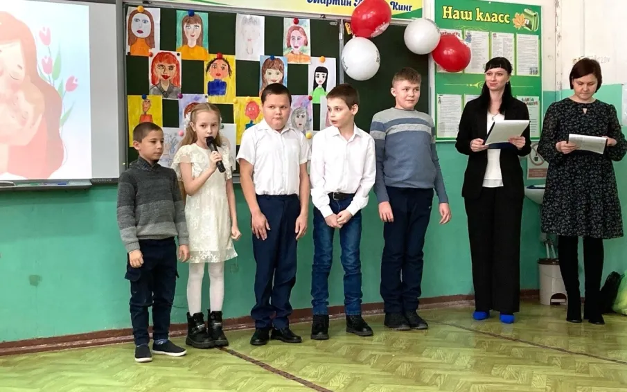 В преддверии  праздника - Дня Матери